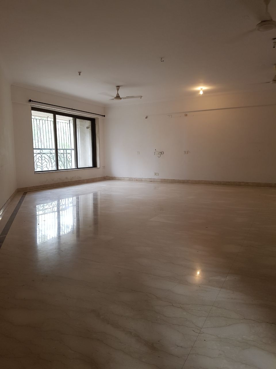 3 BHK 1800 Sq.Ft. Apartment in Quiescent Heights