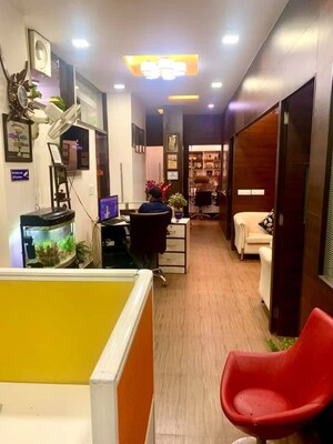 Team Area in  Office Space at RWA Chittaranjan Park Block R, Chittaranjan Park – for Rent