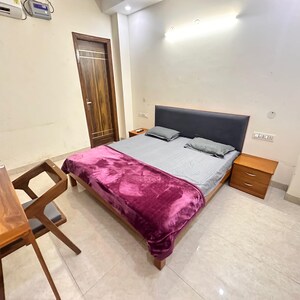 Bedroom in 3 BHK Apartment at Tanvi villa, Sector 45 – for Rent