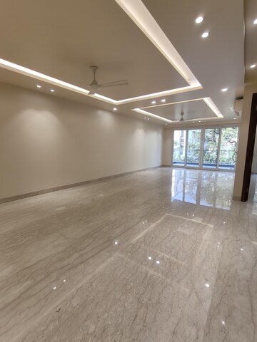 3 BHK Apartment For Rent in Defence Colony