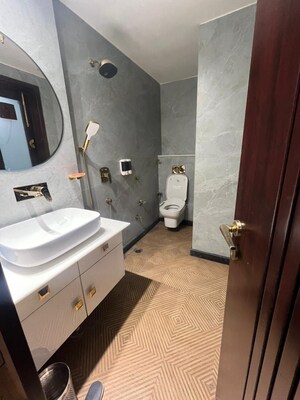 Bathroom in 3 BHK Apartment at Greenwood City, Sector 40 – for Rent