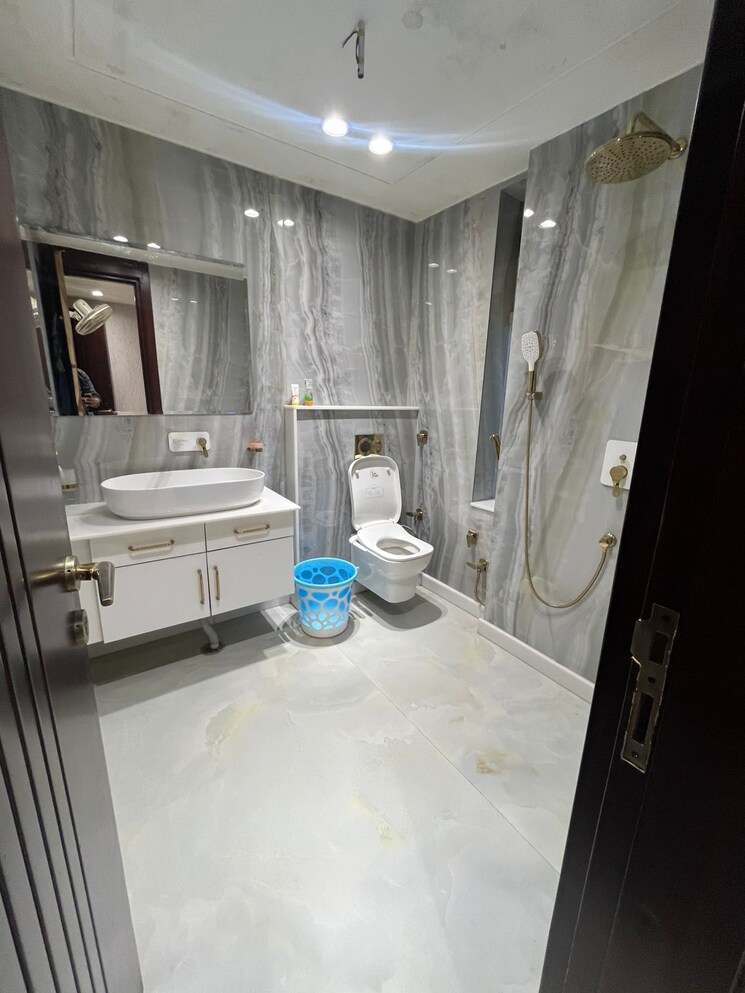 Bathroom, greenwood-city 3 Bedroom 2280 Sq.Ft. Apartment In Sector 40 Gurgaon 9610302