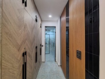 Building Lobby in 4 BHK Apartment at SS Southend Floors, South City 2 – for Sale