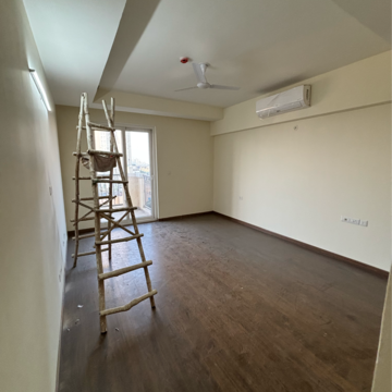 Room in 4 BHK Apartment at ATS Triumph, Dhanwapur – for Rent