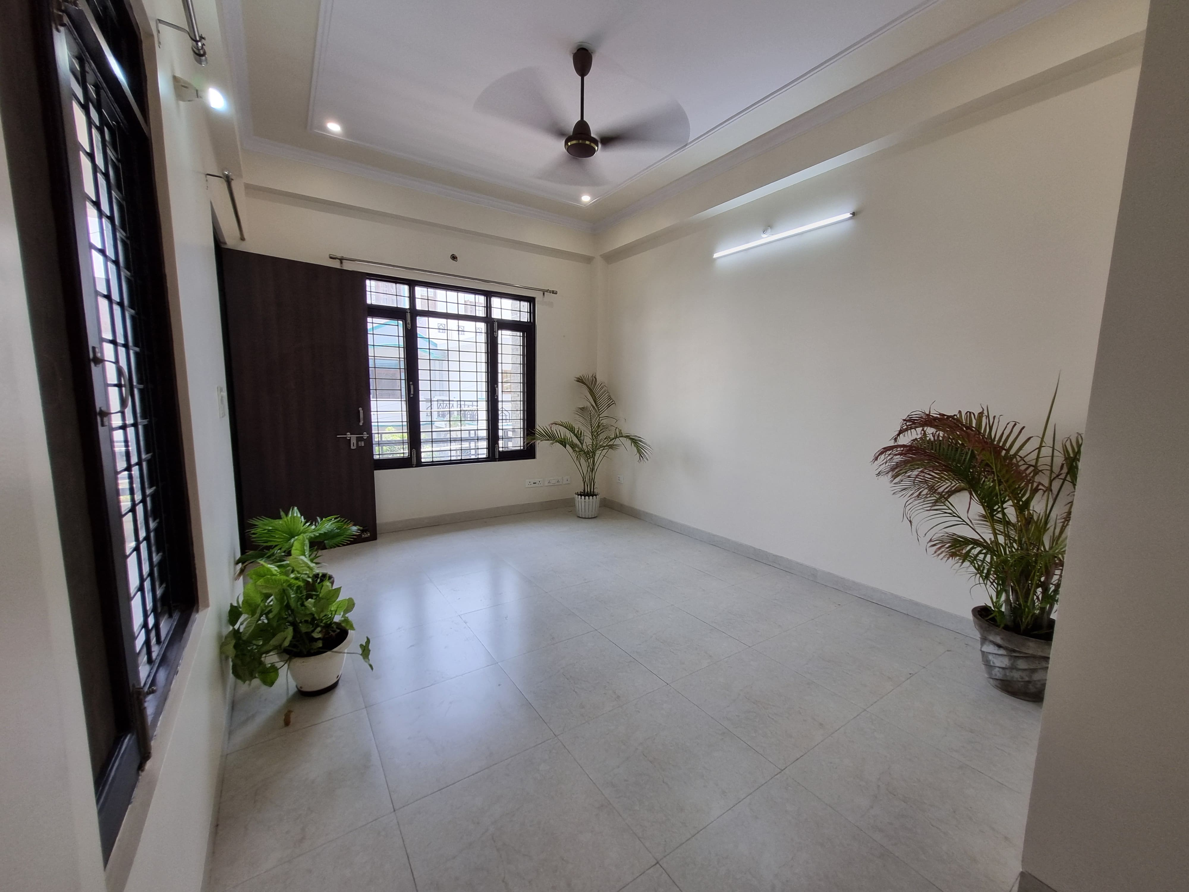 Pg For Rent in Vibhuti Khand