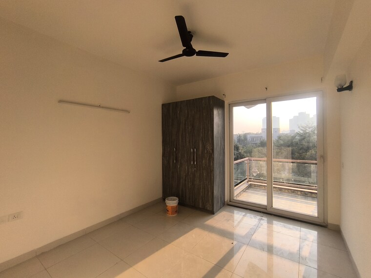 Room, bptp-amstoria 3 Bedroom 2384 Sq.Ft. Apartment In Sector 102 Gurgaon 9610316