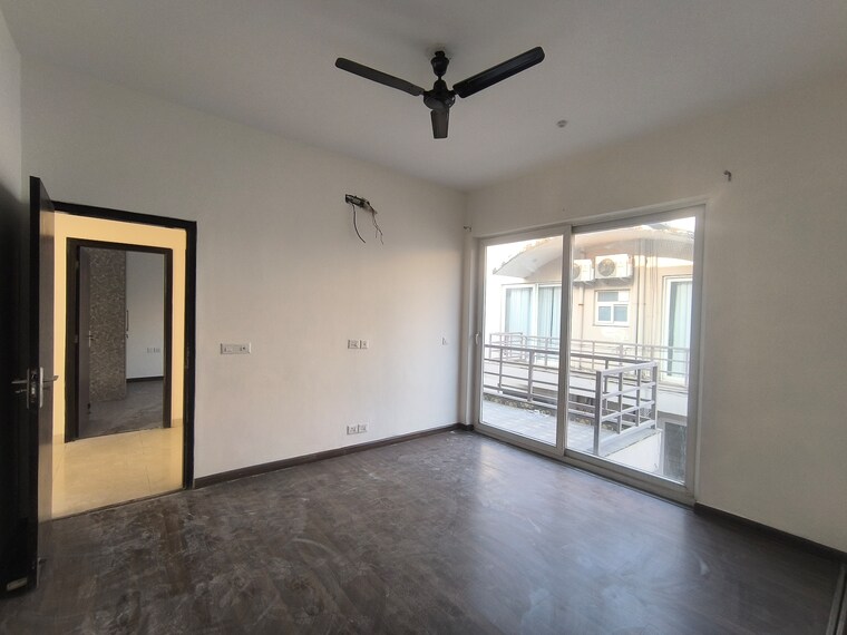 Room, bptp-amstoria 3 Bedroom 2384 Sq.Ft. Apartment In Sector 102 Gurgaon 9610316