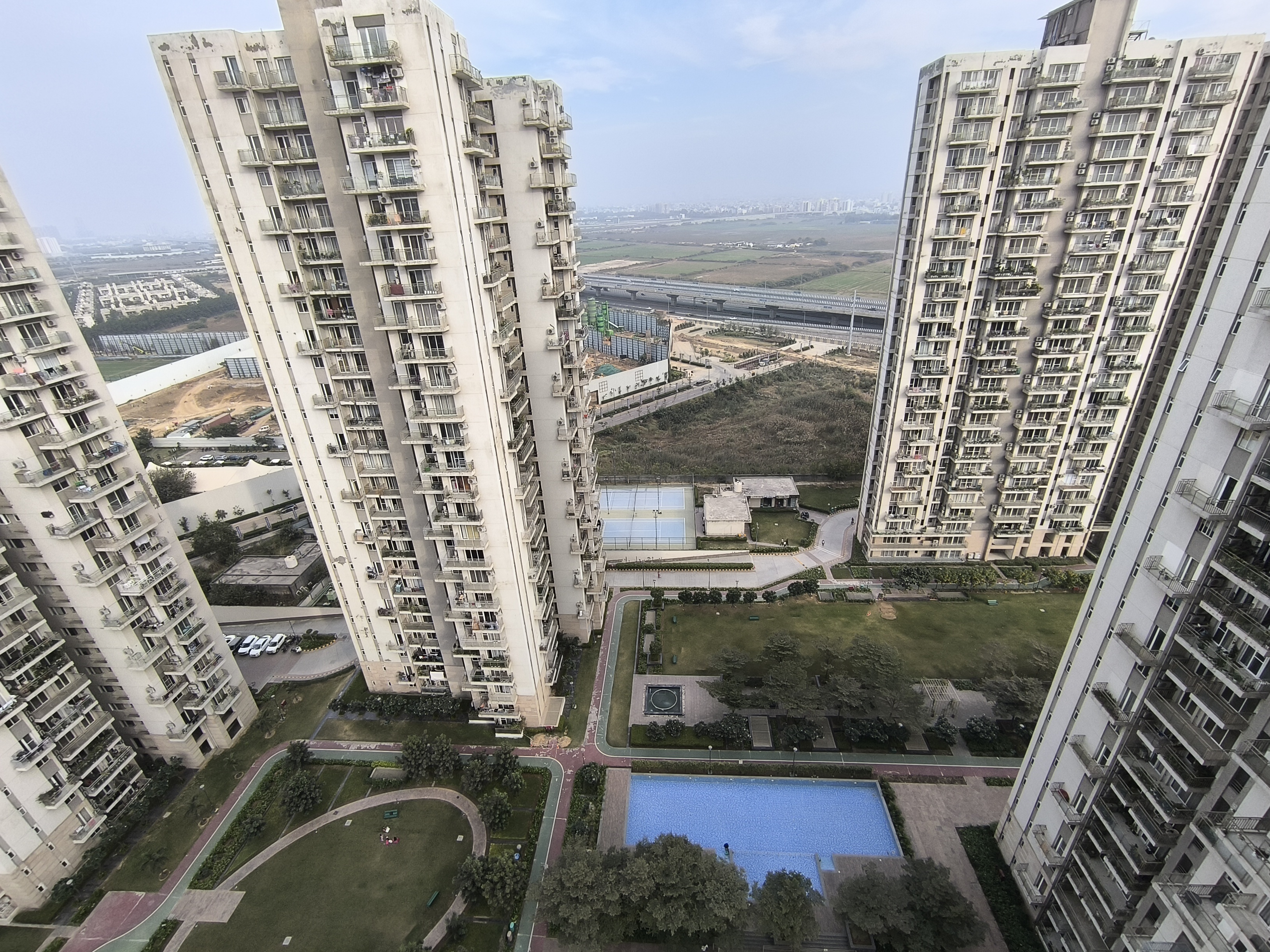 3 BHK Apartment For Rent in Conscient Heritage Max