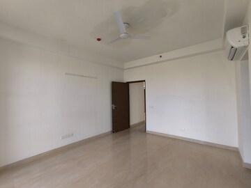 Room in 2 BHK Apartment at Puri Emerald Bay, Sector 104 – for Rent