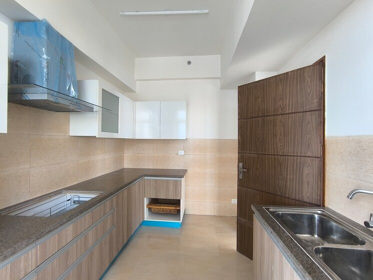 Kitchen, puri-emerald-bay 2 Bedroom 1550 Sq.Ft. Apartment In Sector 104 Gurgaon 9610324