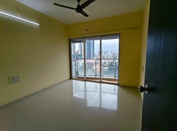 Bedroom in 2 BHK Apartment at Lotus Lotus Link Square, Malad West – for Rent