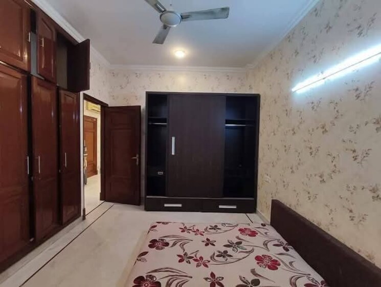 Bedroom, freedom fighters enclave 2 Bedroom 1200 Sq.Ft. Apartment In Freedom Fighters Enclave Delhi 9610394