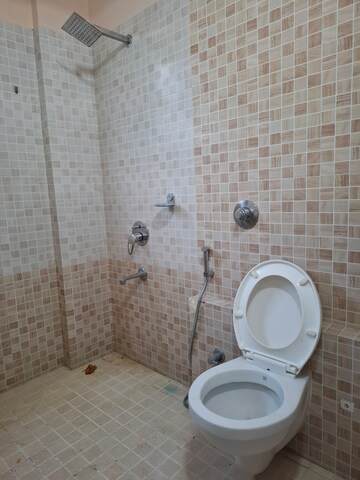 Bathroom in 3 BHK Apartment at Banjara Hills – for Rent