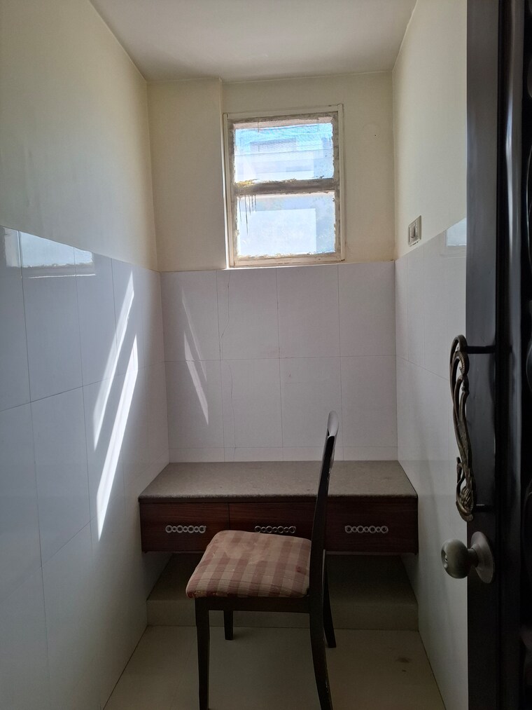 Kitchen, banjara hills 3 Bedroom 2500 Sq.Ft. Apartment In Banjara Hills Hyderabad 9610395