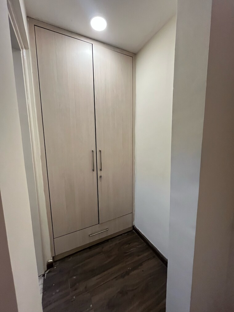 Room, emaar-palm-terraces-select 4 Bedroom 2410 Sq.Ft. Apartment In Sector 66 Gurgaon 9610407