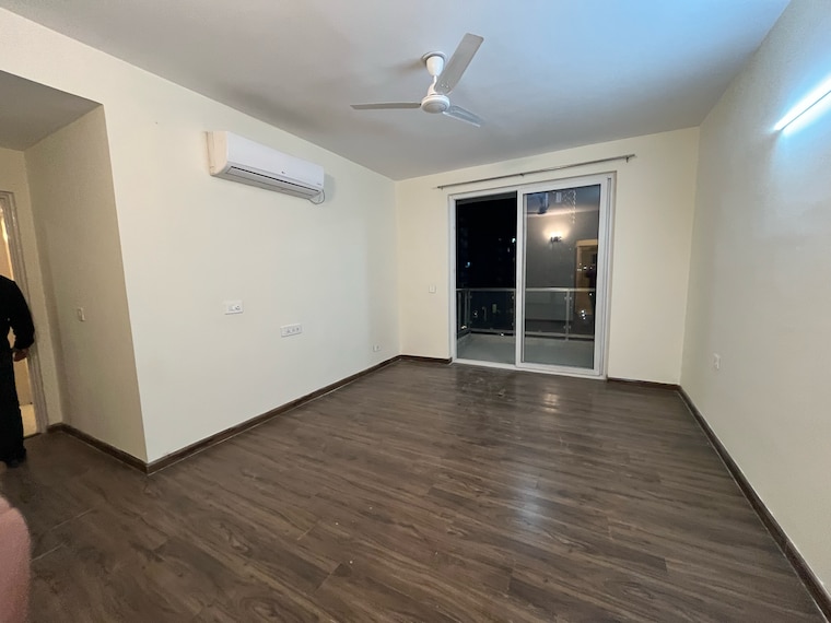 Room, emaar-palm-terraces-select 4 Bedroom 2410 Sq.Ft. Apartment In Sector 66 Gurgaon 9610407