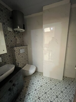 Bathroom in 1 BHK Builder Floor at Ansal Sushant Lok I, Sector 43 – for Rent