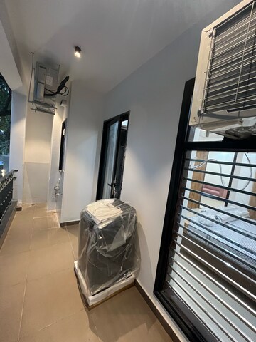 Staircase in 1 BHK Builder Floor at Ansal Sushant Lok I, Sector 43 – for Rent