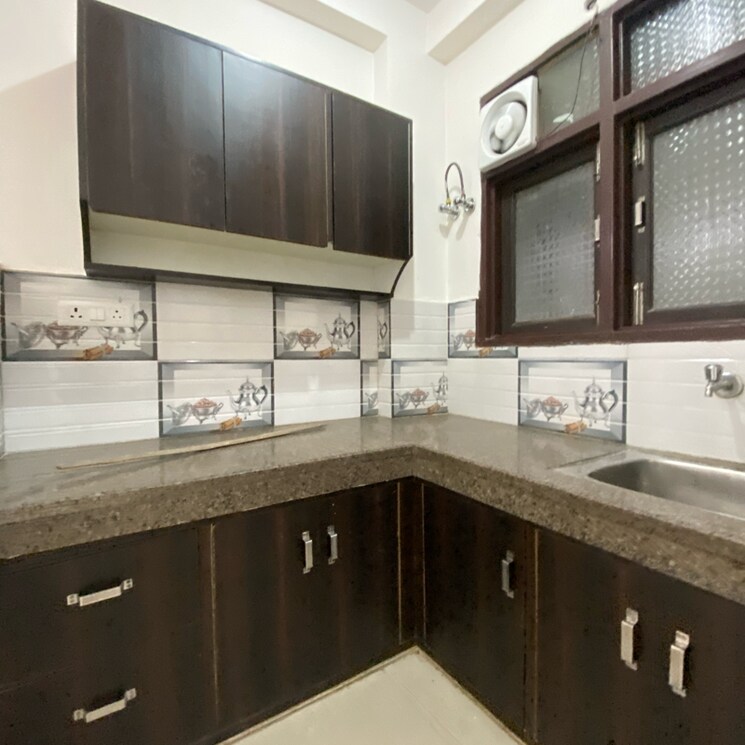 Kitchen, chattarpur 1 Bedroom 600 Sq.Ft. Builder Floor In Chattarpur Delhi 9610473