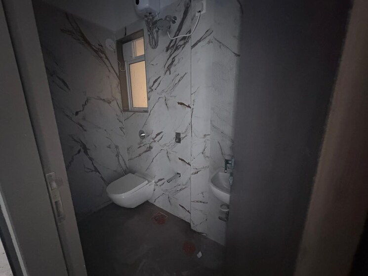 Bathroom, adityaraj-shivraj 2 Bedroom 494 Sq.Ft. Apartment In Vikhroli East Mumbai 9610487