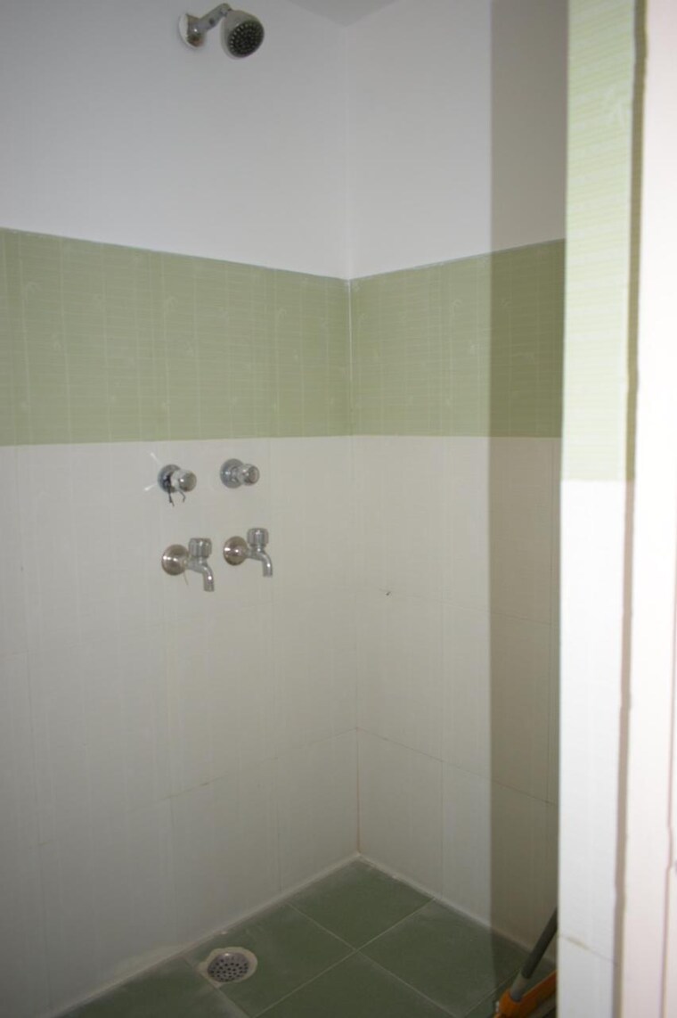 Room, indraprastha-villa 3 Bedroom 900 Sq.Ft. Independent House In Sector 61 Noida 9610490