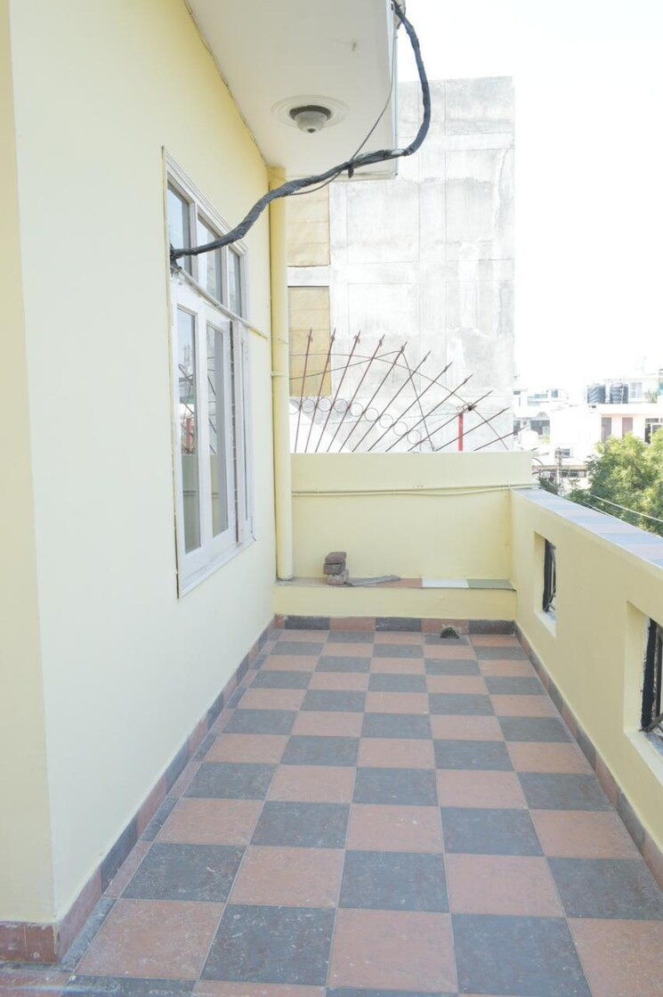 undefined, indraprastha-villa 3 Bedroom 900 Sq.Ft. Independent House In Sector 61 Noida 9610490