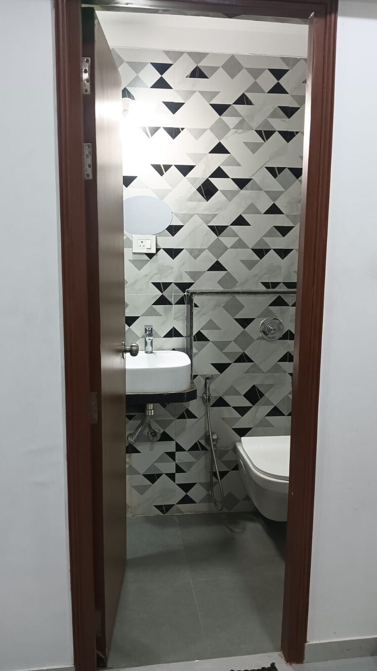 Bathroom, roha-vatika 1 Bedroom 439 Sq.Ft. Apartment In Kurla East Mumbai 9610495