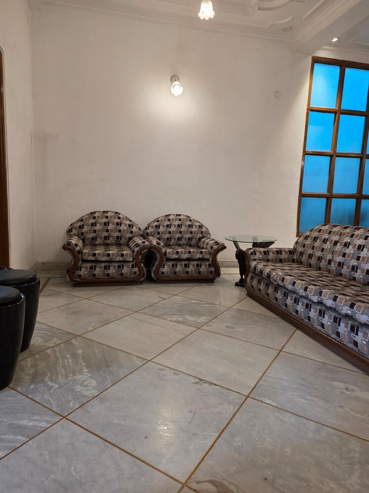 Living Room, indraprastha-villa 3 Bedroom 90 Sq.Mt. Independent House In Sector 61 Noida 9610498