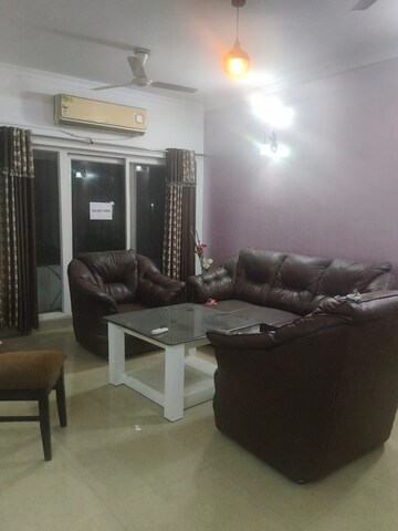 Living Room in 3 BHK Apartment at Gomti Nagar – for Rent