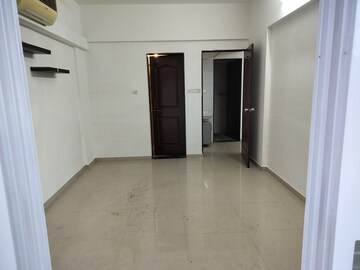 Room in 2 BHK Apartment at Sai Ambience & Sai Vision, Pimple Saudagar – for Sale