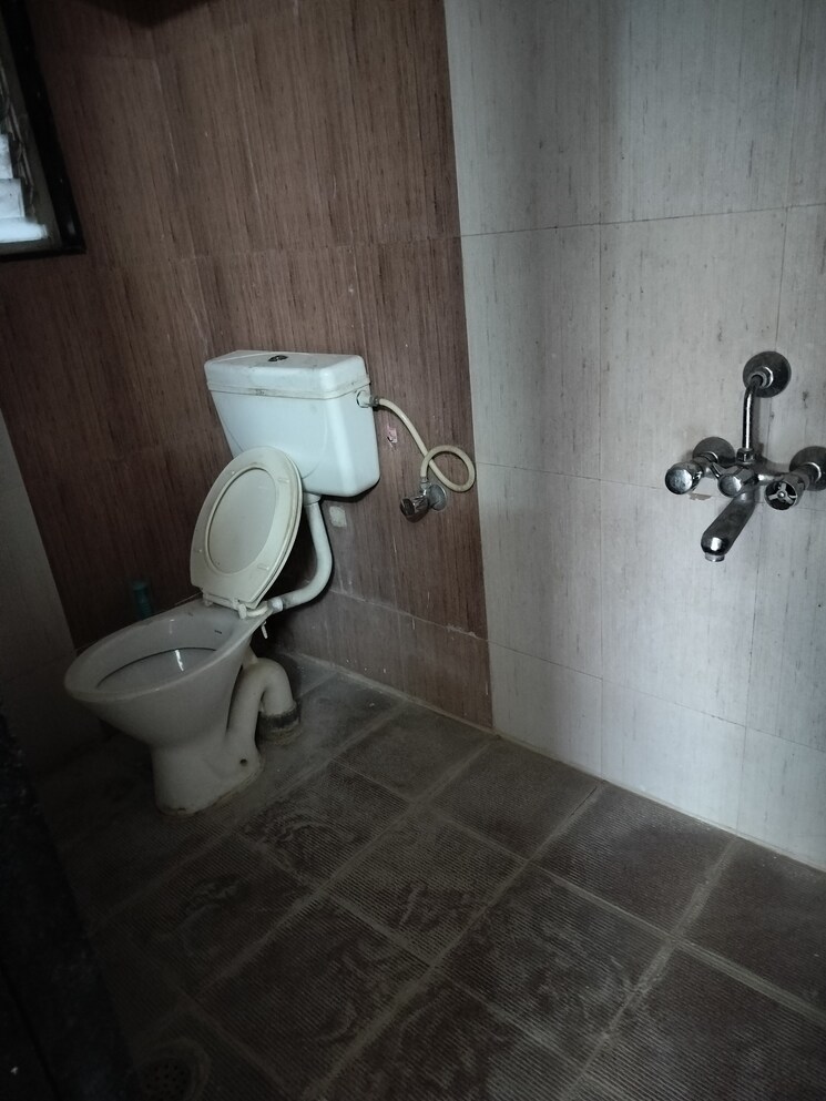 Bathroom, sai-ambience-sai-vision 2 Bedroom 1000 Sq.Ft. Apartment In Pimple Saudagar Pune 9610570