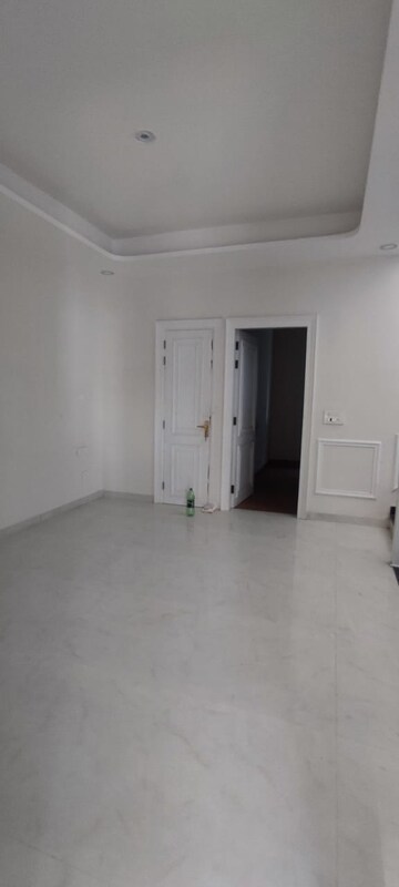 Room in 3 BHK Independent House at Sahastradhara Road – for Sale