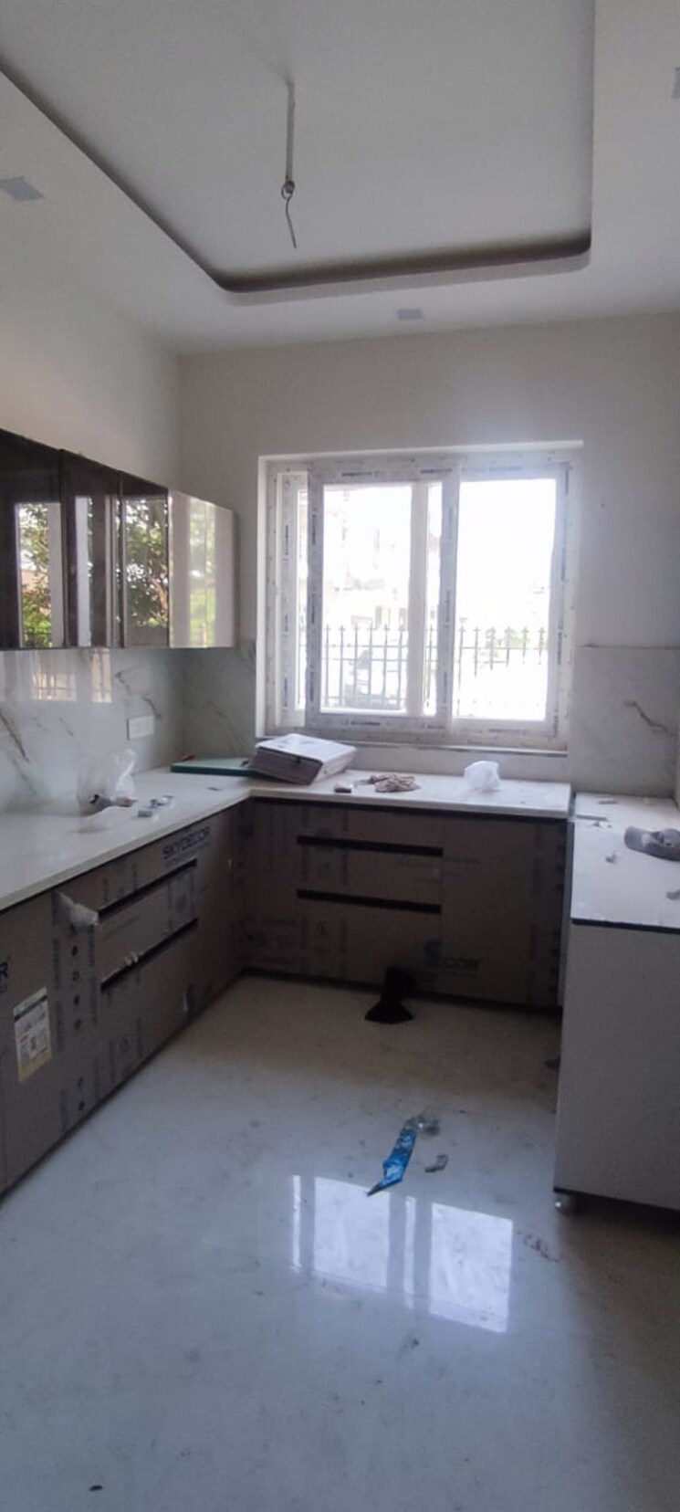 Kitchen, sahastradhara road 3 Bedroom 120 Sq.Yd. Independent House In Sahastradhara Road Dehradun 9610580