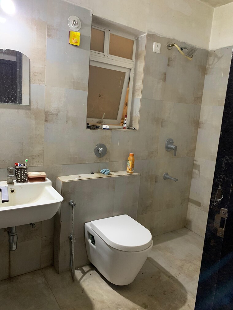 Bathroom, puranik-abitante 2 Bedroom 900 Sq.Ft. Apartment In Bavdhan Pune 9610626