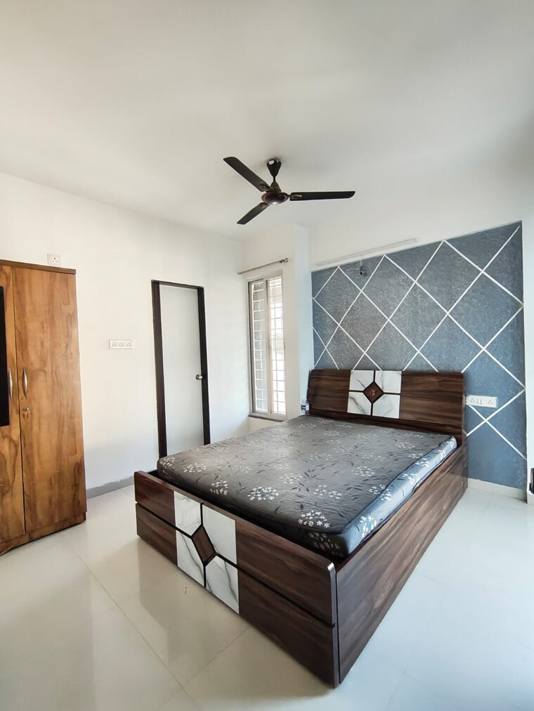 Room, esclare-royale 2 Bedroom 850 Sq.Ft. Apartment In Kharadi Pune 9610636