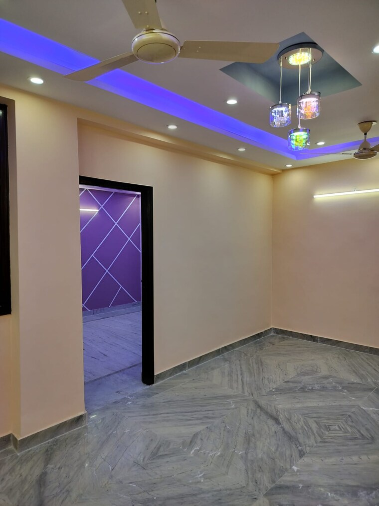 Bedroom, khanpur 4 Bedroom 200 Sq.Yd. Builder Floor In Khanpur Delhi 9610613