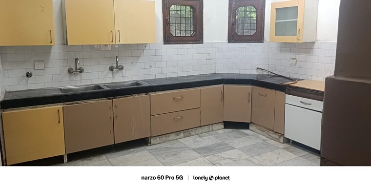 Kitchen, khanpur 4 Bedroom 200 Sq.Yd. Builder Floor In Khanpur Delhi 9610613