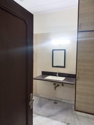 Bathroom in 3 BHK Builder Floor at Green View Apartment Sector 15A, Sector 15a – for Rent
