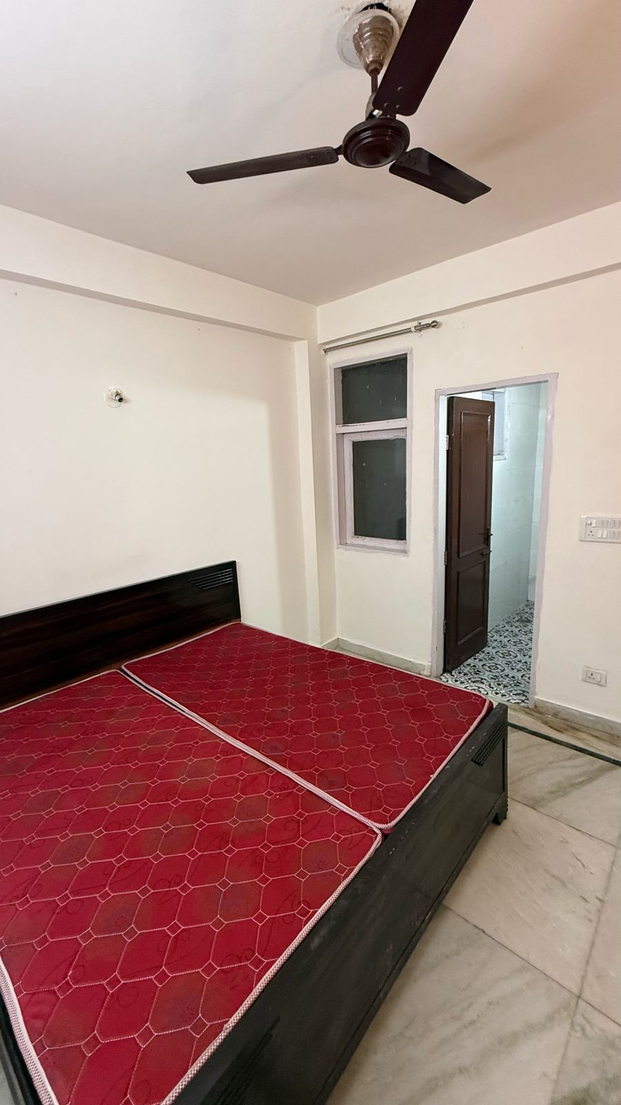 2 BHK + Extra Room Builder Floor For Rent in Mahaveer Appartment 