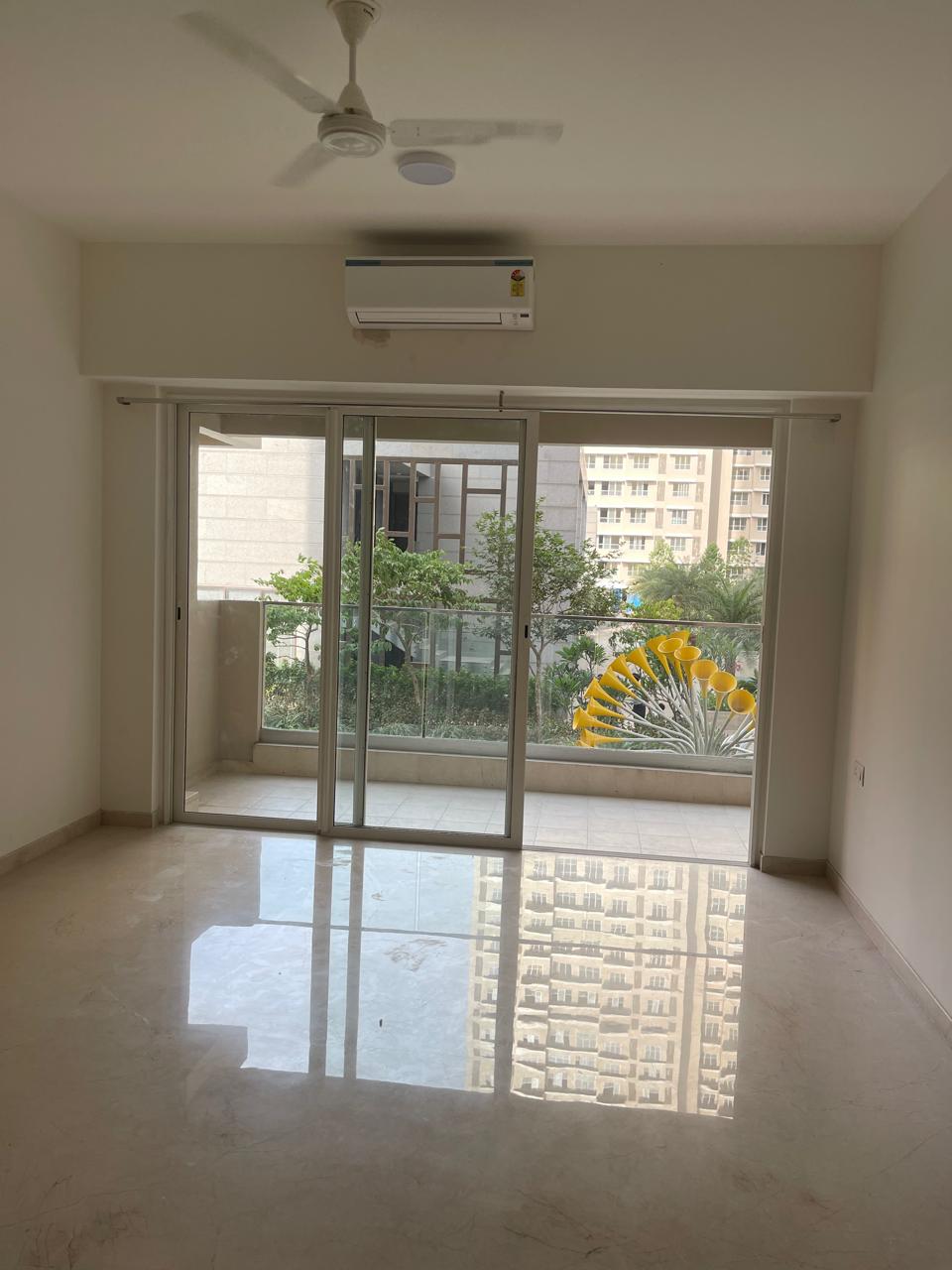 3.5 BHK 1450 Sq.Ft. Apartment in Kalpataru Radiance