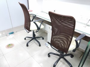 Team Area in  Office Space at Om Heera Panna Mall, Andheri West – for Rent