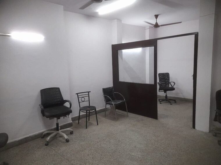 Team Area, kalkaji Commercial Office Space 1000 Sq.Ft. In Kalkaji Delhi 9610757