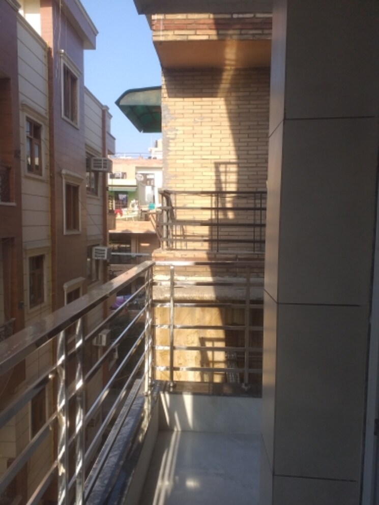Balcony, old rajinder nagar 2 Bedroom 1080 Sq.Ft. Builder Floor In Old Rajinder Nagar Delhi 9610854