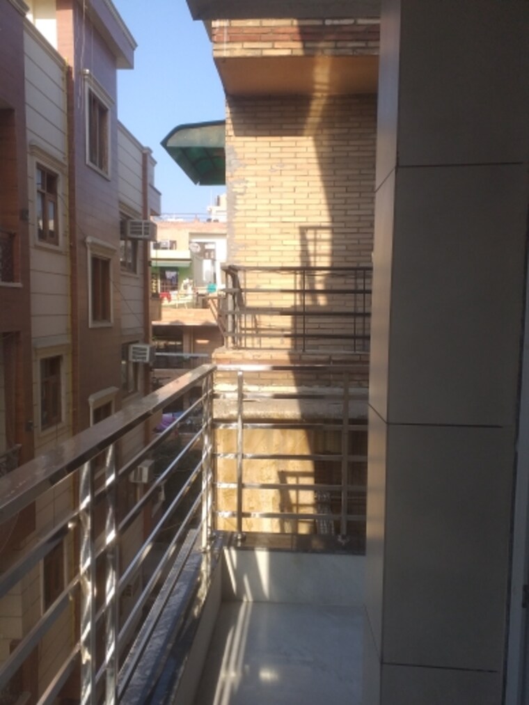 Balcony, old rajinder nagar 2 Bedroom 1080 Sq.Ft. Builder Floor In Old Rajinder Nagar Delhi 9610854