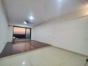 Living Room in 2 BHK Apartment at Malad West – for Rent