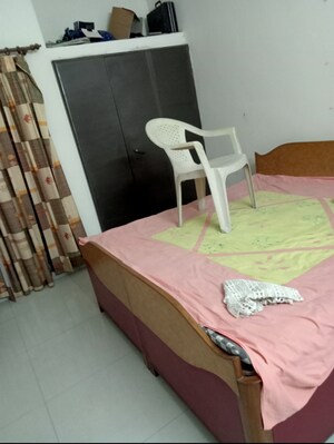 Bedroom in 2 BHK Independent House at Aliganj – for Rent