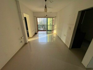 Room in 2 BHK Apartment at Nahar Amrit Shakti, Chandivali – for Rent