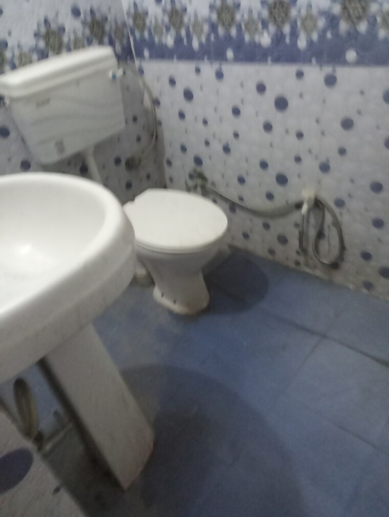 Bathroom, vikas nagar 2 Bedroom 2000 Sq.Ft. Villa In Vikas Nagar Lucknow 9610903