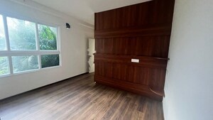 Room in 3 BHK Apartment at Godrej Aqua, International Airport Road – for Sale