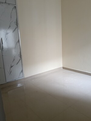 Room in 2 BHK Apartment at VVIP Addresses, Raj Nagar Extension – for Rent